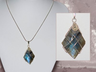 Diamond shape Labradorite handmade necklace