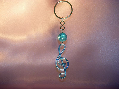 Music themed blue treble clef key ring