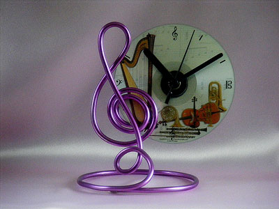 Musician gifts purple treble clef CD clock