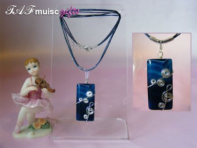 Dark blue Agate handmade treble clef necklace