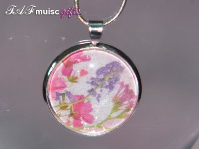 Handmade pink flower picture Glass dome necklace