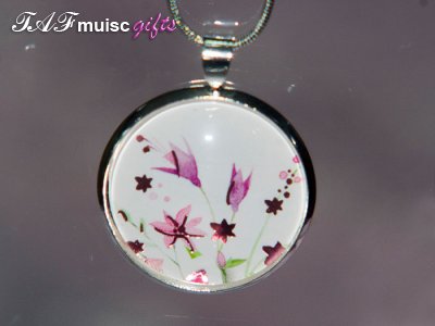 Handmade pink flower picture Glass dome necklace